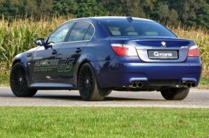 G-Power BMW M5 Hurricane GS pozadi